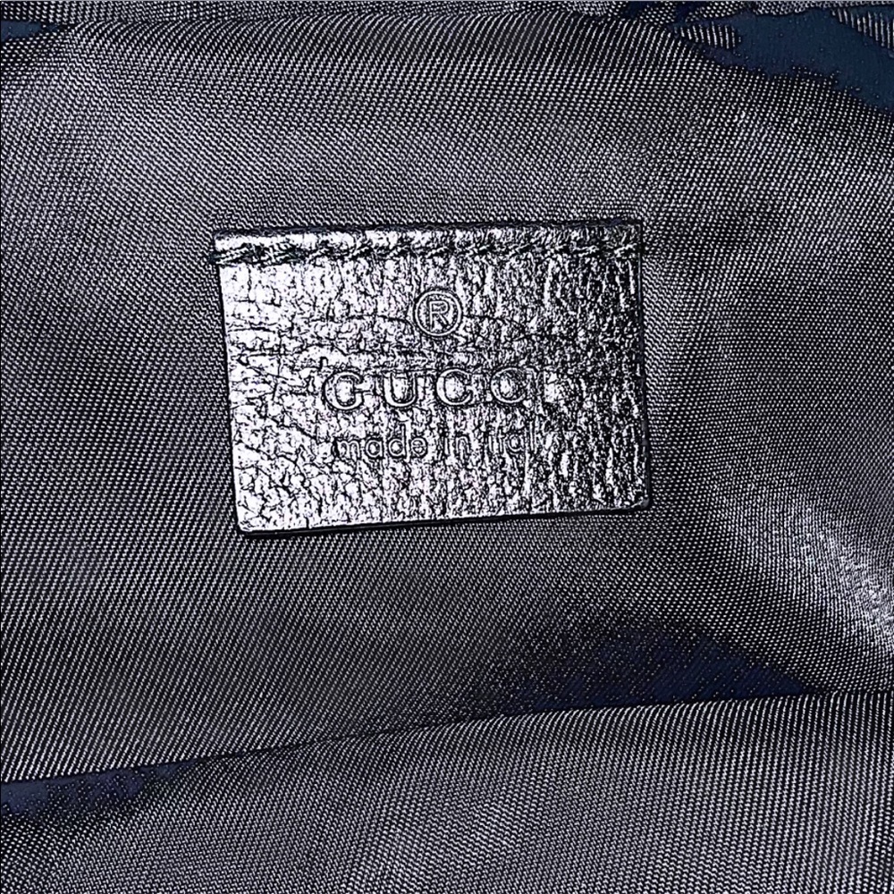 Authentic Gucci Black Nylon Embroidered Logo “Loved” 2 Way Backpack/Body Bag - Picture 12 of 13
